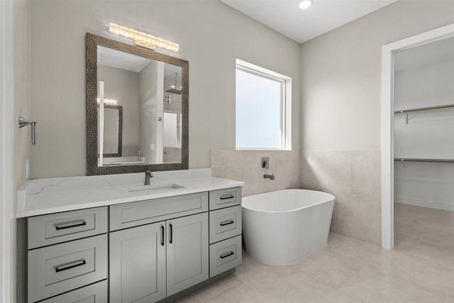 123 Lila LN, Bertram, TX 78605