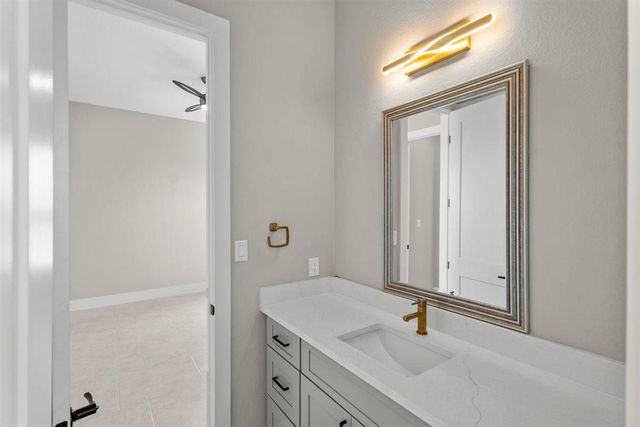 123 Lila LN, Bertram, TX 78605