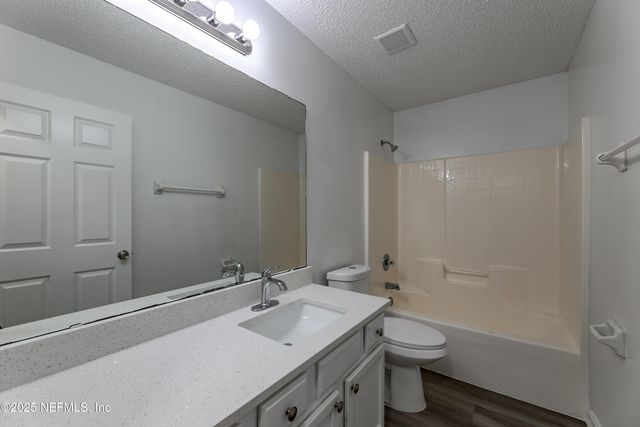 9246 REDTAIL Drive, Jacksonville, FL 32222