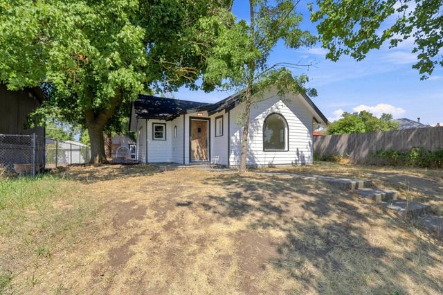 1103 E Broad Ave, Spokane, WA 99207