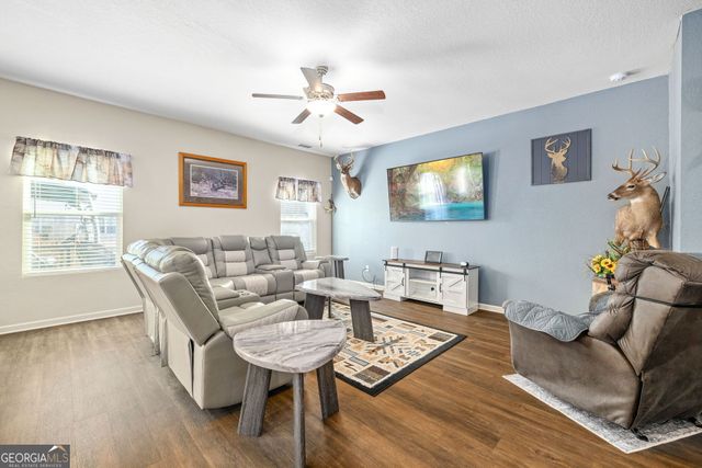 306 Seasons Valley, Pendergrass, GA 30567