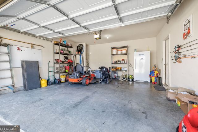 306 Seasons Valley, Pendergrass, GA 30567