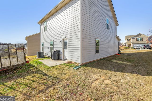 306 Seasons Valley, Pendergrass, GA 30567