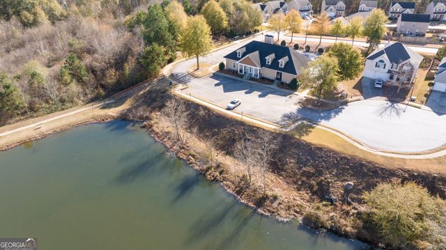 306 Seasons Valley, Pendergrass, GA 30567