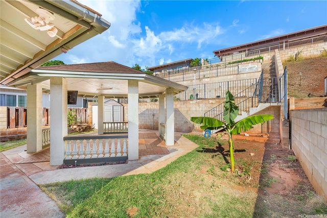94-158 Kupuohi Place, Waipahu, HI 96797