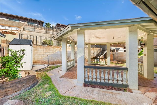 94-158 Kupuohi Place, Waipahu, HI 96797