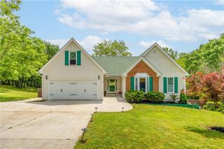 1426 Wyntercreek Drive, Hoschton, GA 30548