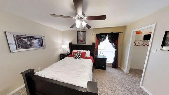 515 S Bender Avenue 705, Humble, TX 77338