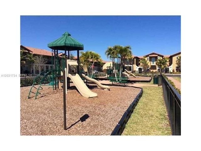 950 SW 147th Avenue 2611, Pembroke Pines, FL 33027