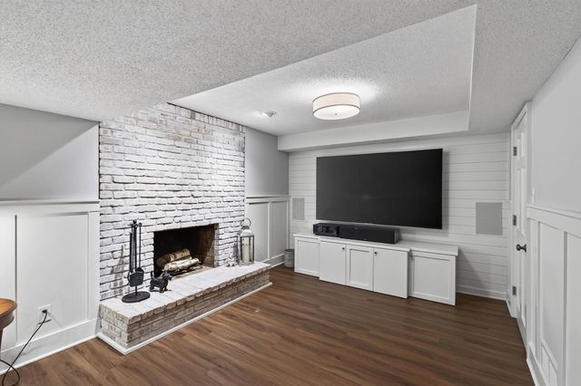 6991 Sand Ridge Road, Eden Prairie, MN 55346