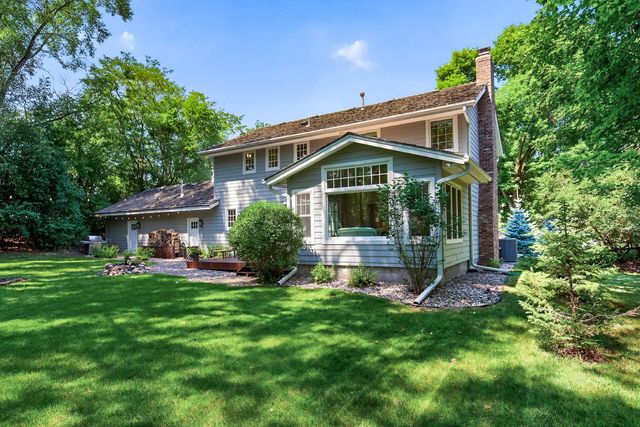 6991 Sand Ridge Road, Eden Prairie, MN 55346