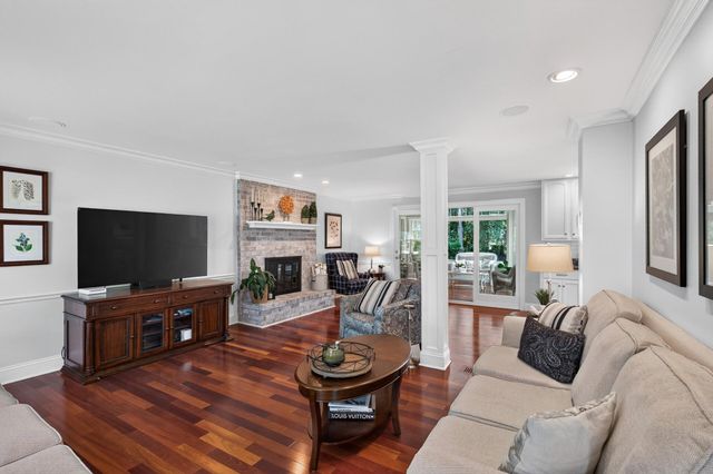 6991 Sand Ridge Road, Eden Prairie, MN 55346