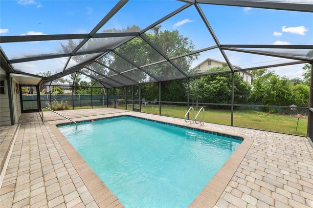 2215 WOODBINE AVENUE, Lakeland, FL 33803