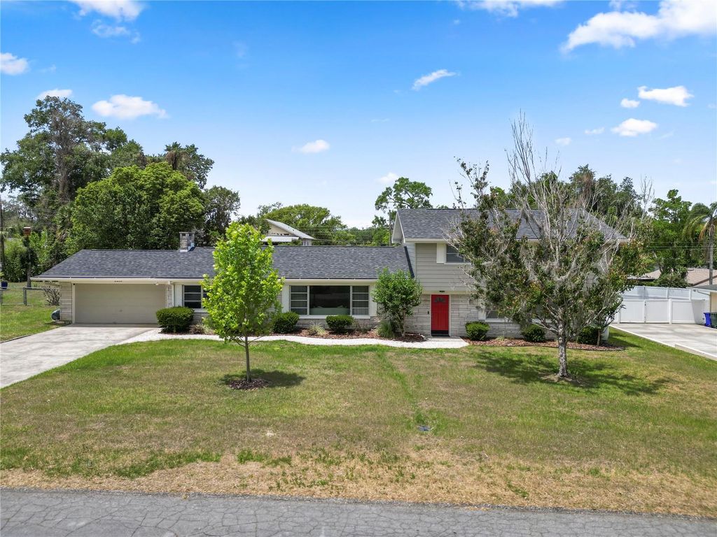 2215 WOODBINE AVENUE, Lakeland, FL 33803