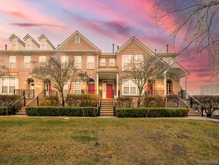 25556 Saint James, Southfield, MI 48075