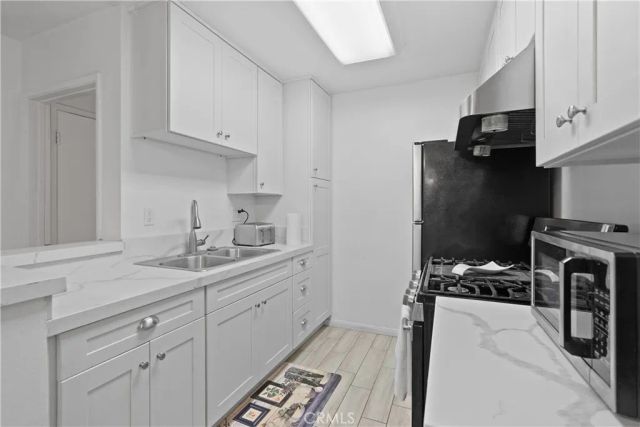 801 S Lyon A213, Santa Ana, CA 92705