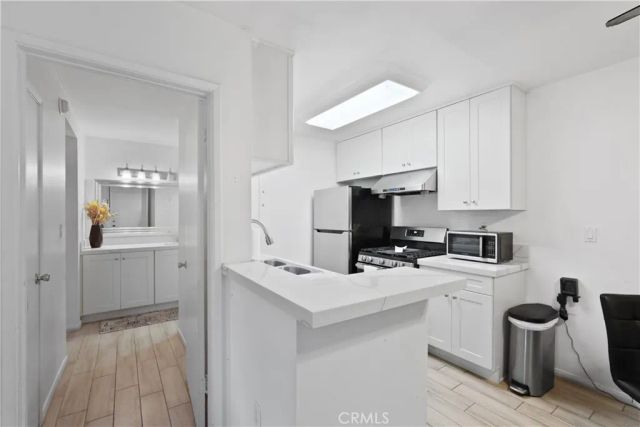 801 S Lyon A213, Santa Ana, CA 92705