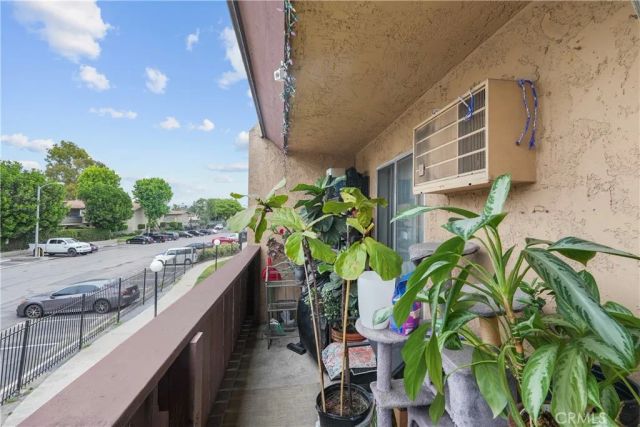 801 S Lyon A213, Santa Ana, CA 92705