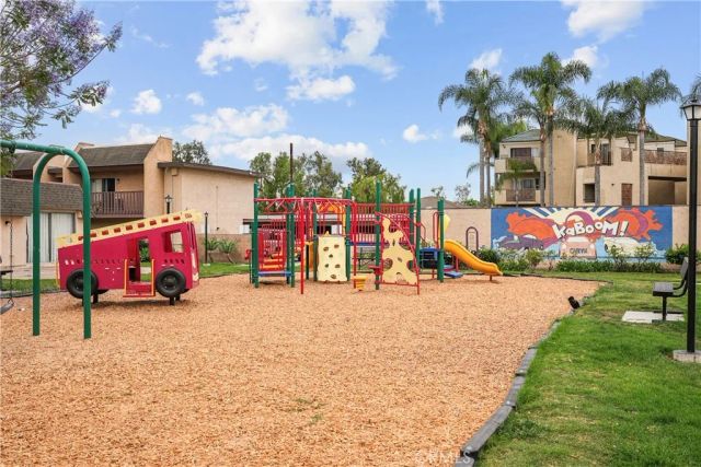 801 S Lyon A213, Santa Ana, CA 92705