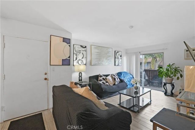 801 S Lyon A213, Santa Ana, CA 92705