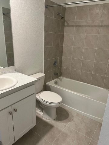 334 NE 1st Dr 334, Florida City, FL 33034