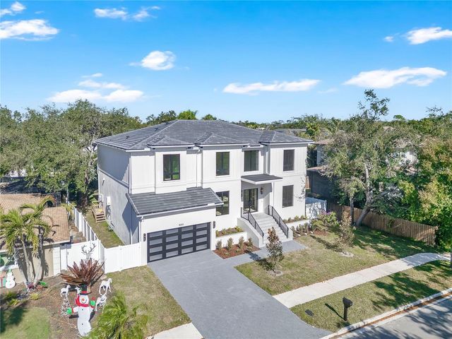 5003 W POE AVENUE, Tampa, FL 33629