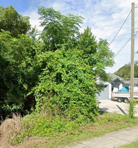 249 ANGELES ROAD, Debary, FL 32713