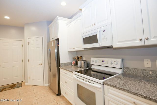 13 Barkley Lane, Pinehurst, NC 28374