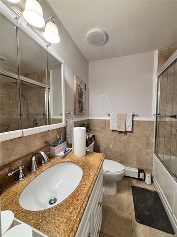 120-09 Ketch Court 42, College Point, NY 11356