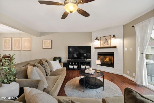 749 Warwick Avenue, Thousand Oaks, CA 91360