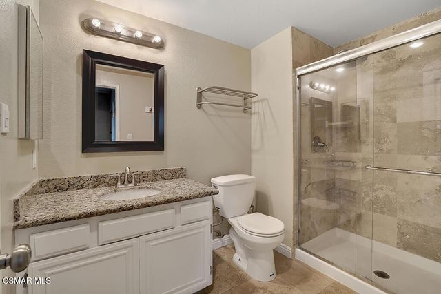 749 Warwick Avenue, Thousand Oaks, CA 91360