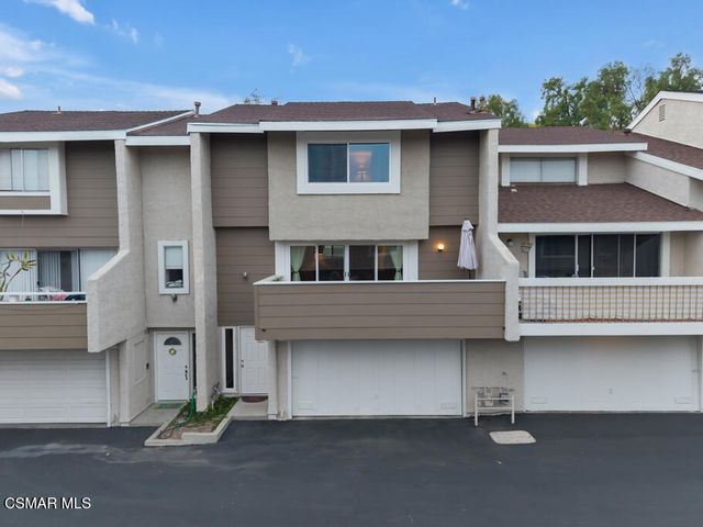 749 Warwick Avenue, Thousand Oaks, CA 91360