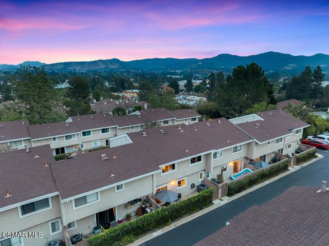 749 Warwick Avenue, Thousand Oaks, CA 91360