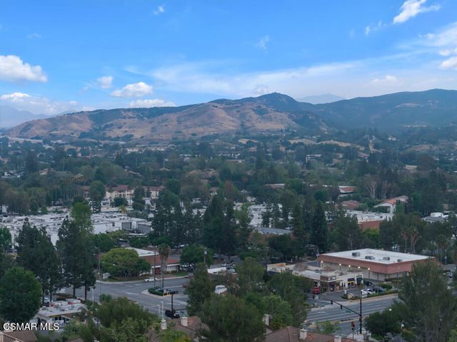 749 Warwick Avenue, Thousand Oaks, CA 91360