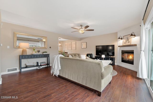 749 Warwick Avenue, Thousand Oaks, CA 91360