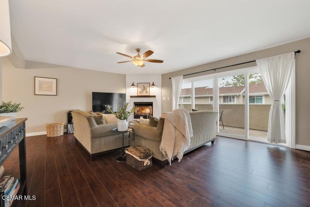 749 Warwick Avenue, Thousand Oaks, CA 91360