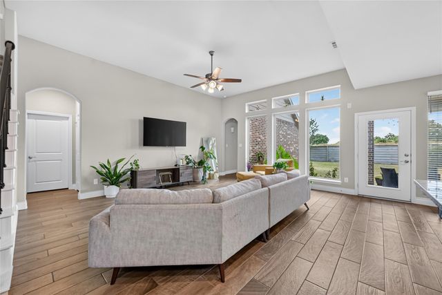 2047 Blackhawk Ridge Lane, Manvel, TX 77578