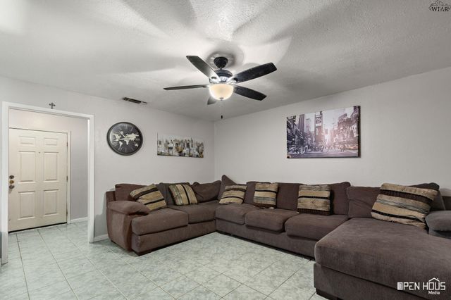 4518 HUGHES DRIVE, Wichita Falls, TX 76308