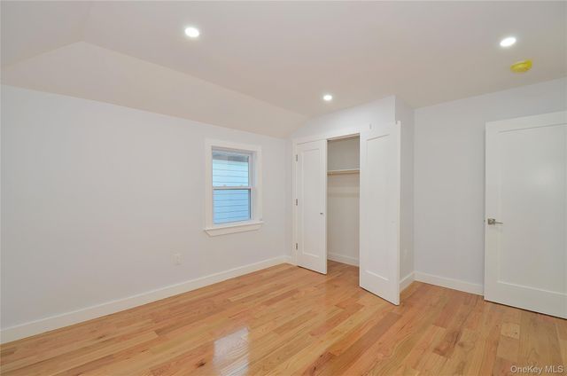 21942 112th Road, Queens Village, NY 11429