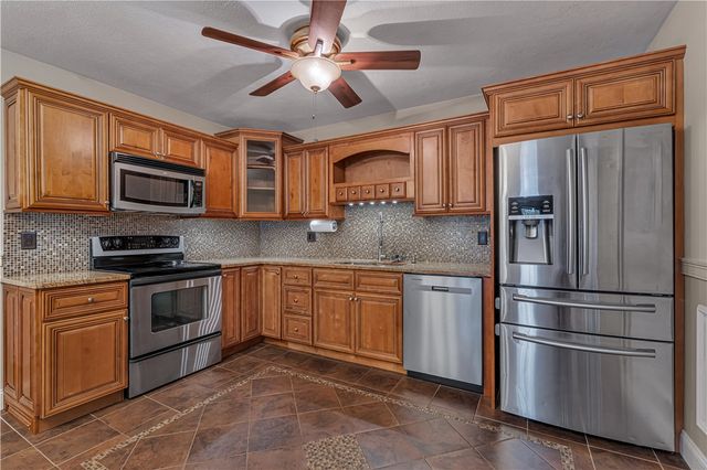 444 Woodward Road 2, North Providence, RI 02904