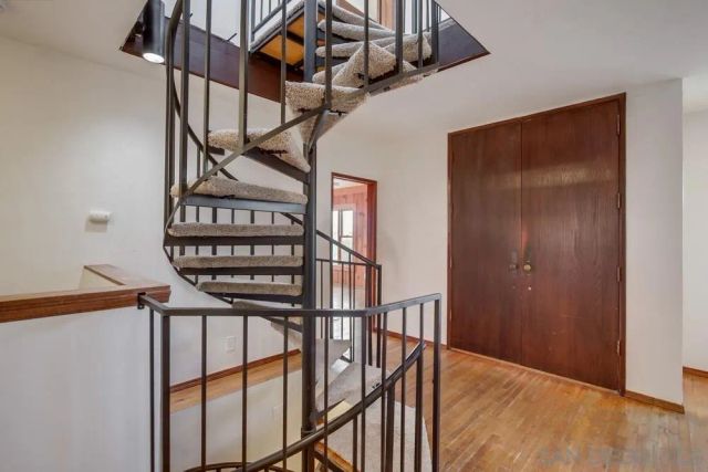 2068 Guizot St, San Diego, CA 92107