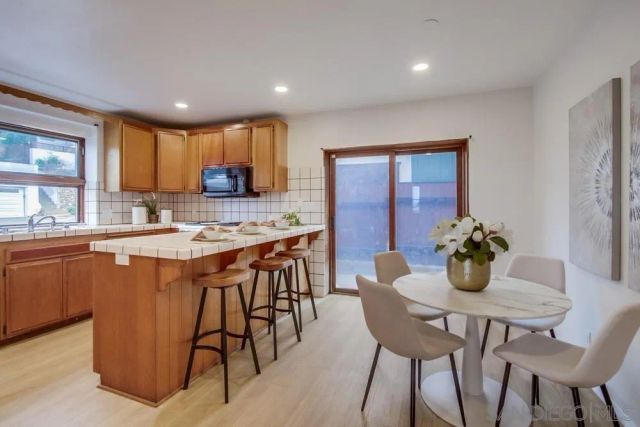 2068 Guizot St, San Diego, CA 92107