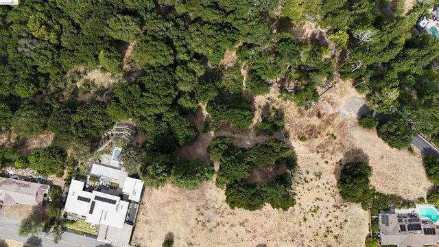 58 Zander Court, Orinda, CA 94563