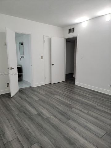 651 Pine Dr 110, Pompano Beach, FL 33060