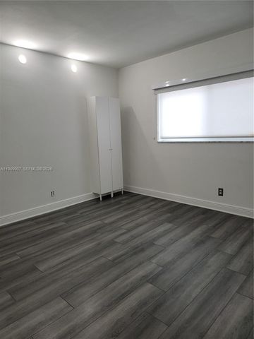 651 Pine Dr 110, Pompano Beach, FL 33060