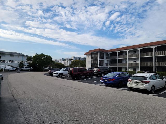 651 Pine Dr 110, Pompano Beach, FL 33060