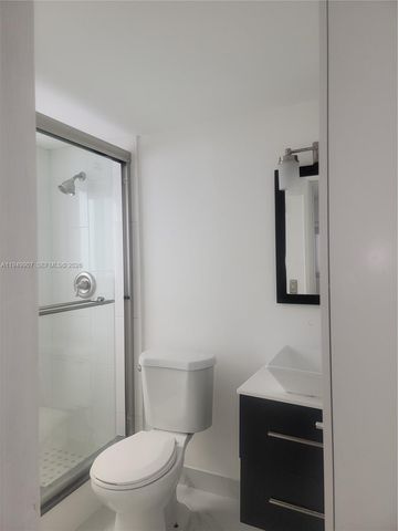 651 Pine Dr 110, Pompano Beach, FL 33060