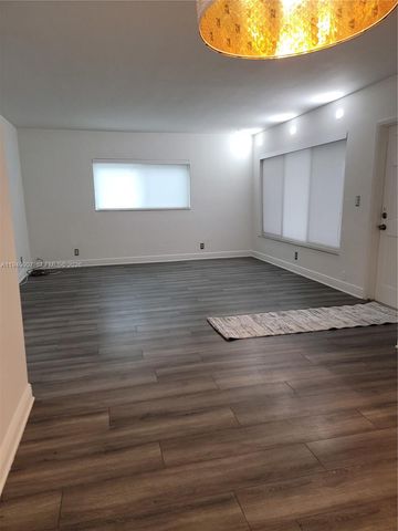 651 Pine Dr 110, Pompano Beach, FL 33060