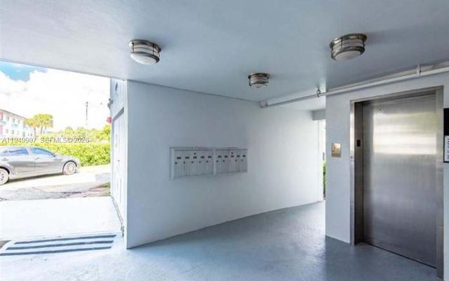 651 Pine Dr 110, Pompano Beach, FL 33060