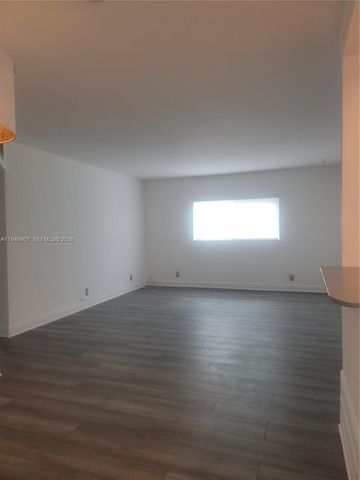 651 Pine Dr 110, Pompano Beach, FL 33060